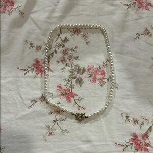 Elegant Pearl Necklace with Flower